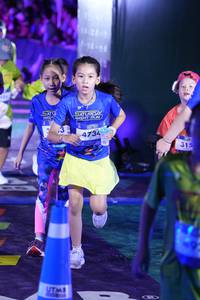 BIB: 4734, 315
                            <button type="button" onclick="openModal(26250038)" class="btn btn-primary btn-sm float-right btn-popup" data-toggle="modal" data-target=".modal-high-quality">
                        <i class="fas fa-shopping-cart"></i> Add to Cart
                    </button>
                                            <button type="button" onclick="isThisMe(26250038, true)" class="btn btn-success btn-sm float-right btn-popup btn-isme hidden" data-toggle="tooltip" data-placement="bottom" title="นี่คือรูปของคุณใช่ไหม คลิกที่นี่เพื่อเอาเข้าอัลบั้ม">
                        <i class="fas fa-plus"></i> Add to album
                    </button>
                    <button type="button" onclick="isThisMe(26250038, false)" class="btn btn-warning btn-sm float-right btn-popup btn-isnotme hidden">
                        <i class="fas fa-ban"></i> Remove from album
                    </button>